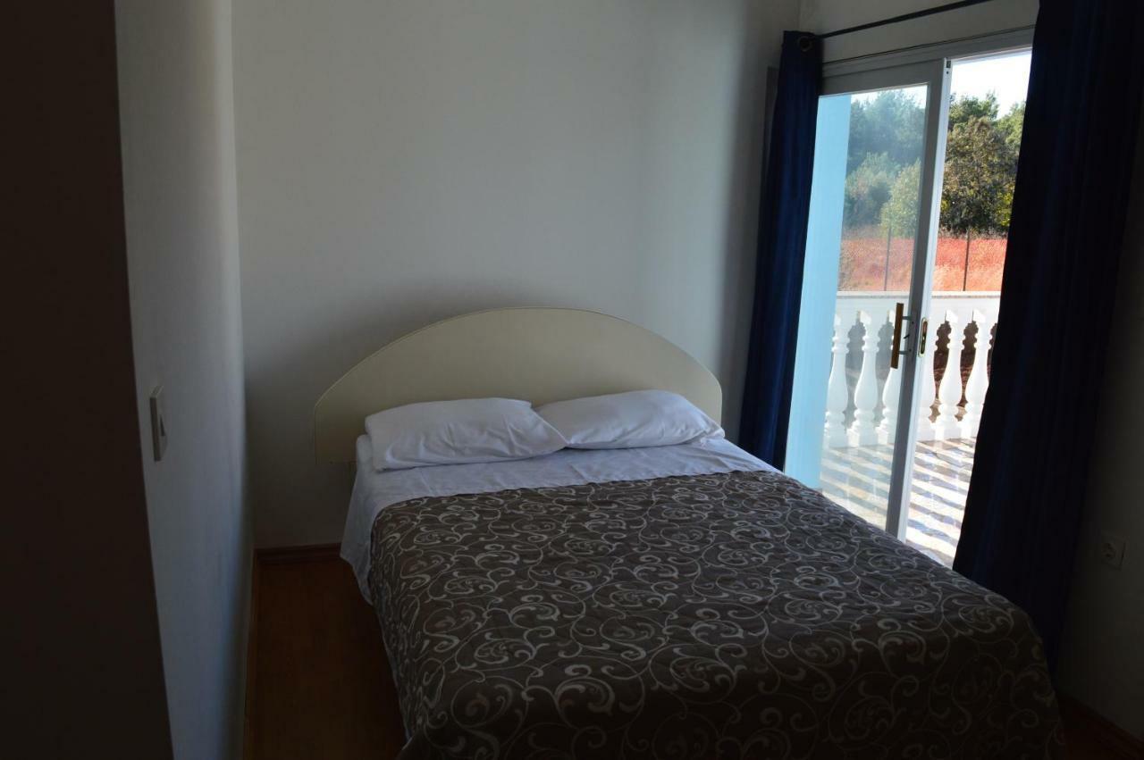 Apartments Charlie Крк Экстерьер фото