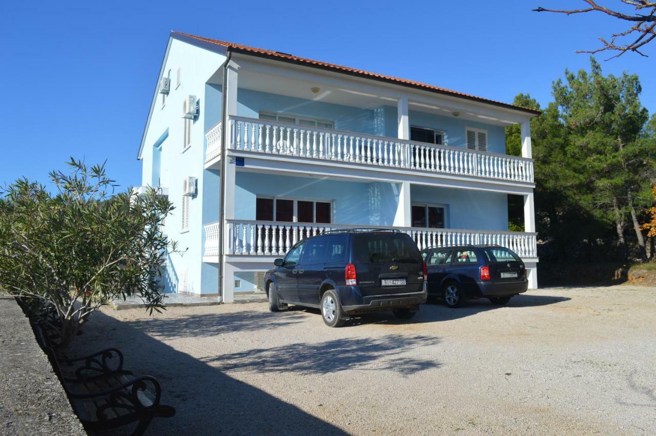Apartments Charlie Крк Экстерьер фото