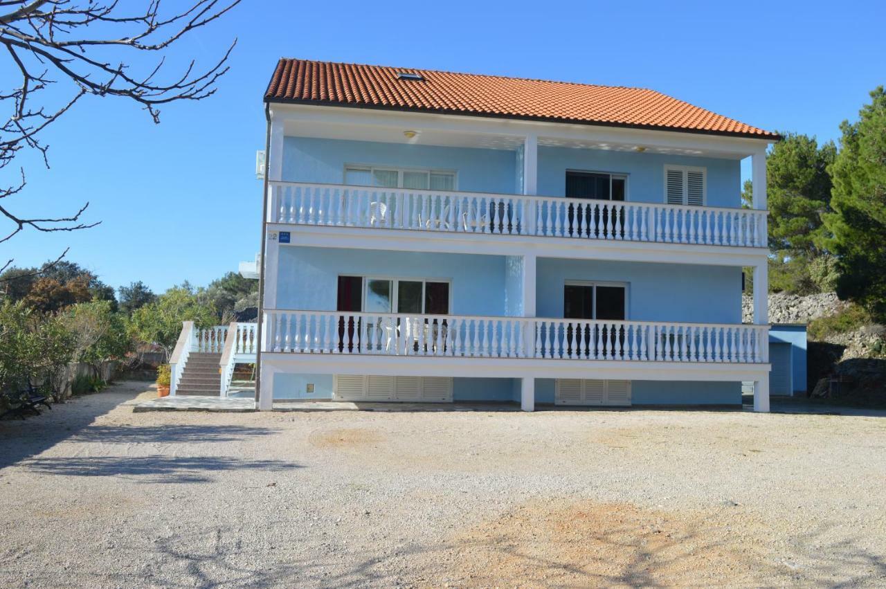 Apartments Charlie Крк Экстерьер фото